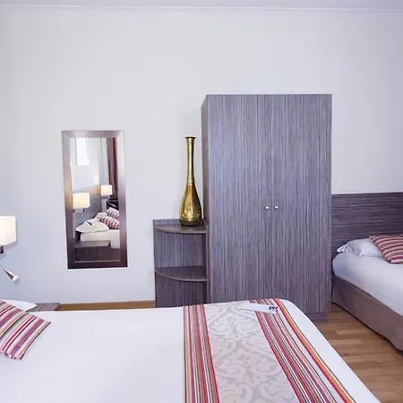 Ibis Styles Rooftop&spa Hotel 3*