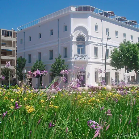 Hotel Ibis Styles Rooftop&spa 3*