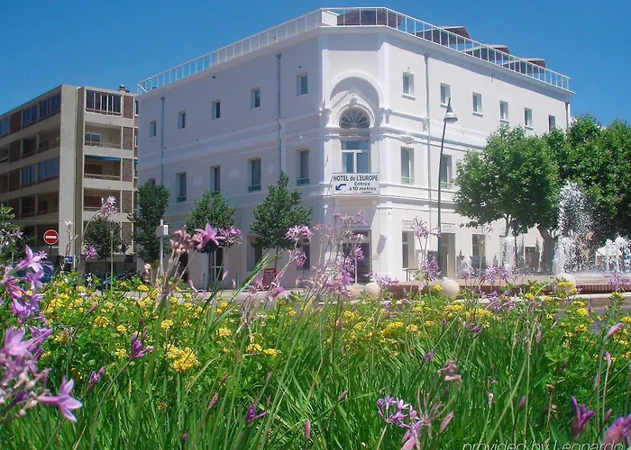 فندق Ibis Styles Rooftop & 3*