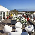 Ibis Styles Rooftop & 3* הייר