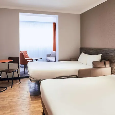 Otel Ibis Styles Rooftop & 3*