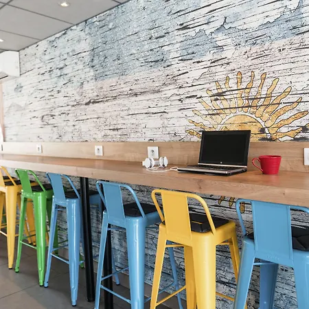 Ibis Styles Rooftop & Отель 3*