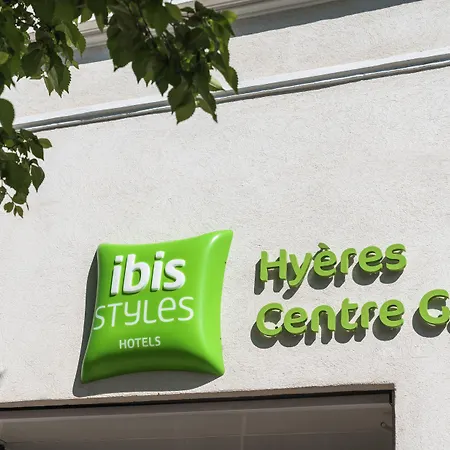Ibis Styles Rooftop & ホテル