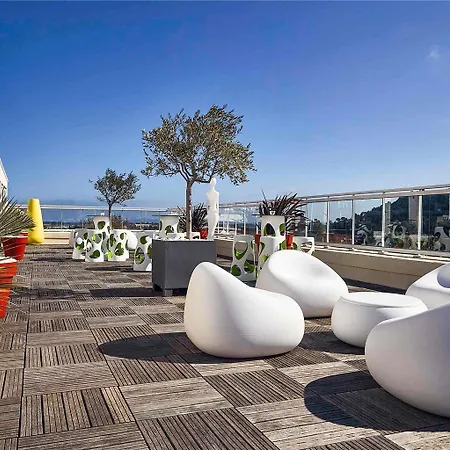 Ibis Styles Rooftop & 3*