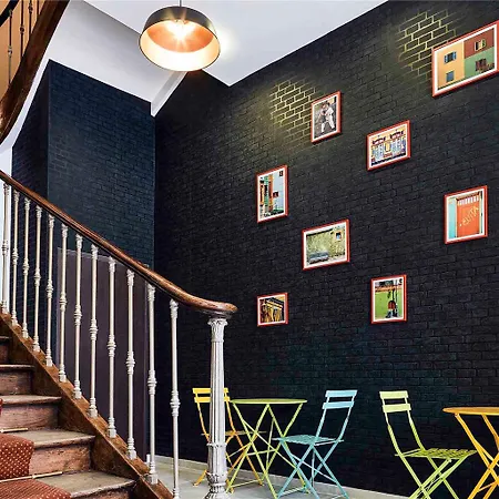 Отель Ibis Styles Rooftop &