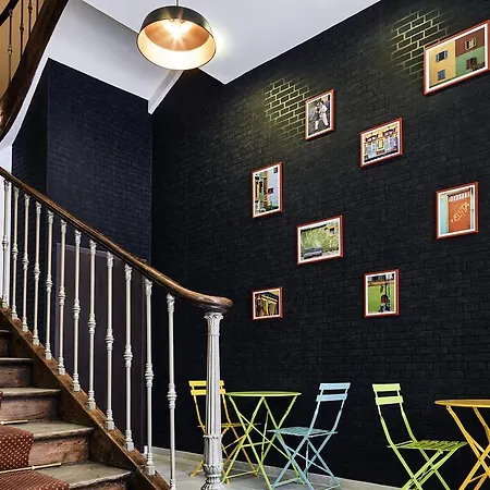 Otel Ibis Styles Rooftop & 3*