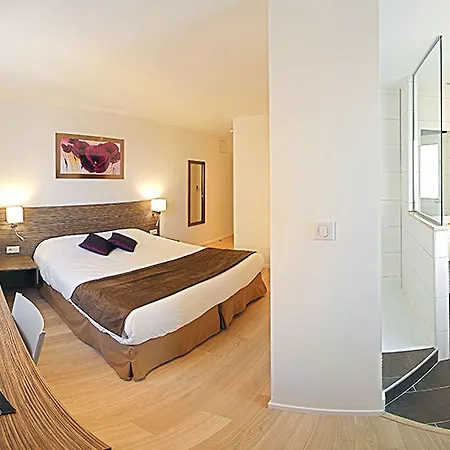 호텔 Ibis Styles Rooftop & 3*