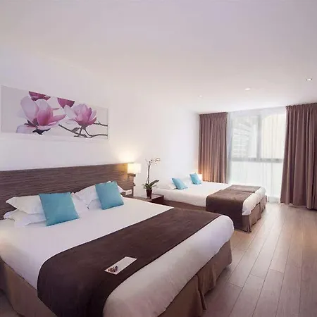 Ibis Styles Rooftop & Otel 3*